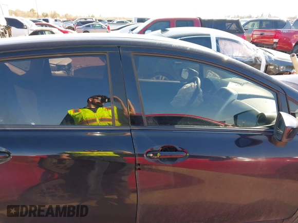 2015 Nissan Note SV with VIN 3N1CE2CP2FL368455, listed as a IAAI auction lot 41637528 with 178,098 mi miles and . Bid and sale history available at DreamBid. Image 14.