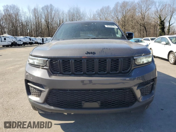 2024 Jeep Grand Cherokee Laredo X with VIN 1C4RJHAG3RC177071, listed as a Copart auction lot 46480755 with 6,031 mi miles and Salvage Title. Bid and sale history available at carsss.com. Image 5.