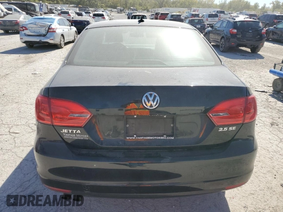 2013 Volkswagen Jetta SE with VIN 3VWDX7AJ0DM269550, listed as a Copart auction lot 74886184 with 130,181 mi miles and Salvage title. Bid and sale history available at DreamBid. Image 6.