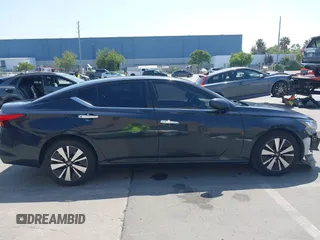 2021 Nissan Altima SV z VIN 1N4BL4DV7MN326681, wystawiony jako IAAI lot #42394402 z przebiegiem 94 775 mil mil oraz . Historia ofert i sprzedaży dostępna na DreamBid. Obrazek 14.