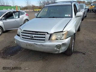 2003 Toyota Highlander with VIN JTEHF21A430146857, listed as a IAAI auction lot 40762625 with 134,431 mi miles. Bid and sale history available at carsss.com. Image 16.