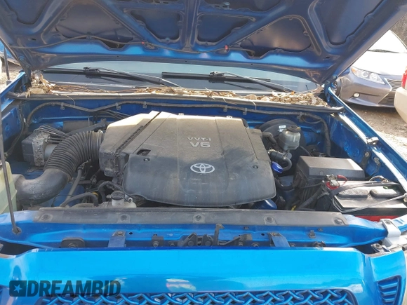 2009 Toyota Tacoma PreRunner with VIN 3TMJU62N89M086883, listed as a IAAI auction lot 41451470 with 226,002 mi miles. Bid and sale history available at carsss.com. Image 10.