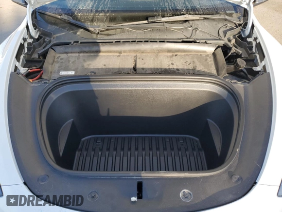 2022 Tesla Model Y Performance with VIN 7SAYGDEF0NF397241, listed as a Copart auction lot 46488005 with 37,422 mi miles and Salvage Title. Bid and sale history available at DreamBid. Image 11.