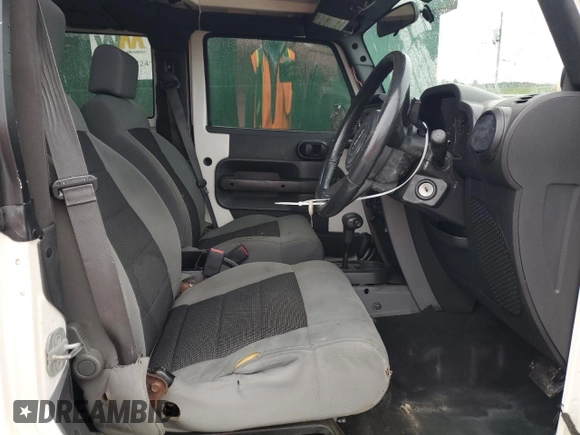 2008 Jeep Wrangler X z VIN 1J4FZ24168L526507, wystawiony jako Copart lot #85711354 z przebiegiem 204 531 mil mil oraz Szkoda całkowita • Salvage title. Historia ofert i sprzedaży dostępna na DreamBid. Obrazek 7.