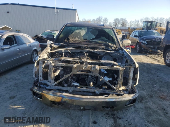 2015 Chevrolet Silverado 1500 LT with VIN 3GCUKREC4FG496203, listed as a Copart auction lot 46686965 with Not Provided miles and Salvage Title. Bid and sale history available at DreamBid. Image 5.