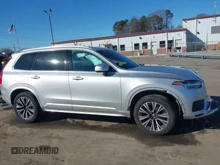 2020 Volvo XC90 Momentum with VIN YV4102PK5L1544268, listed as a IAAI auction lot 41323921 with 55,474 mi miles. Bid and sale history available at carsss.com. Image 13.