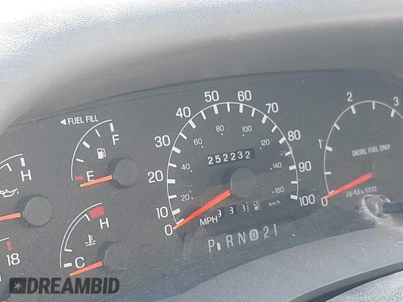 2000 Ford F-250 XL with VIN 1FTNX21F5YEA20887, listed as a IAAI auction lot 42418515 with 252,232 mi miles and . Bid and sale history available at DreamBid. Image 7.
