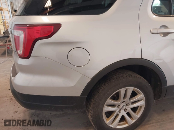2018 Ford Explorer XLT z VIN 1FM5K8D83JGC40596, wystawiony jako IAAI lot #42263327 z przebiegiem 66 948 mil mil oraz . Historia ofert i sprzedaży dostępna na DreamBid. Obrazek 19.