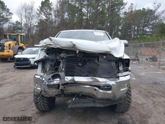 2018 Ram 2500 Laramie with VIN 3C6UR5FL2JG204745, listed as a IAAI auction lot 38568855 with 132,338 mi miles. Bid and sale history available at carsss.com. Image 6.