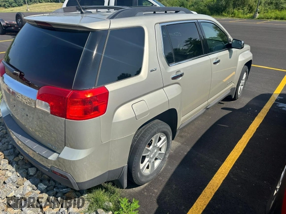 2013 GMC Terrain SLT с VIN 2GKFLVEK0D6326178, выставлен на аукционе Copart как лот 65476985 с пробегом 73 748 миль миль и Чистый • Clean title. История ставок и продаж доступна на DreamBid. Изображение 4.
