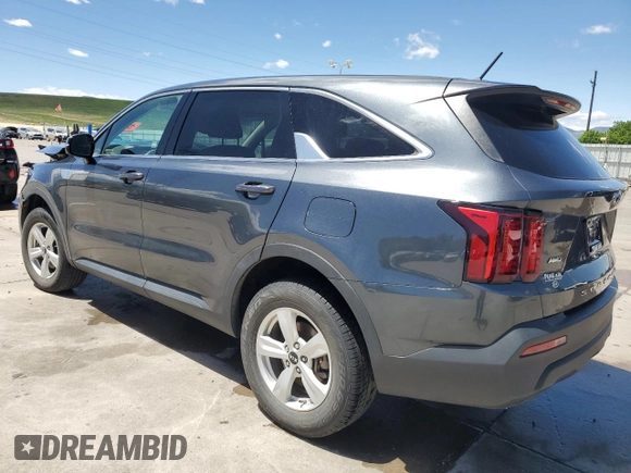 2021 Kia Sorento LX z VIN 5XYRGDLC4MG018310, wystawiony jako Copart lot #56917725 z przebiegiem 42 665 mil mil oraz Szkoda całkowita • Salvage title. Historia ofert i sprzedaży dostępna na DreamBid. Obrazek 2.