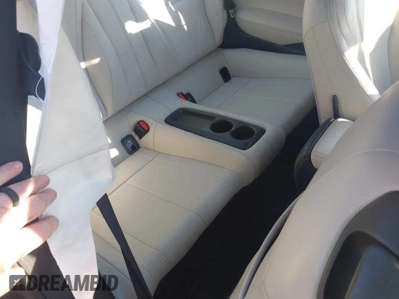 2017 Infiniti Q60 Sport with VIN JN1EV7EL1HM550902, listed as a IAAI auction lot 41989201 with 93,539 mi miles. Bid and sale history available at carsss.com. Image 8.