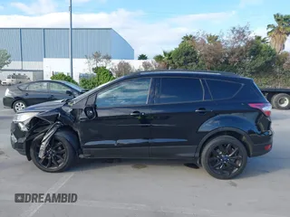 2017 Ford Escape SE with VIN 1FMCU0GDXHUC95845, listed as a IAAI auction lot 41850265 with 77,691 mi miles and . Bid and sale history available at carsss.com. Image 14.
