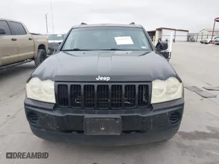 2006 Jeep Grand Cherokee Laredo with VIN 1J4GS48KX6C322538, listed as a IAAI auction lot 41282093 with 176,901 mi miles. Bid and sale history available at carsss.com. Image 12.