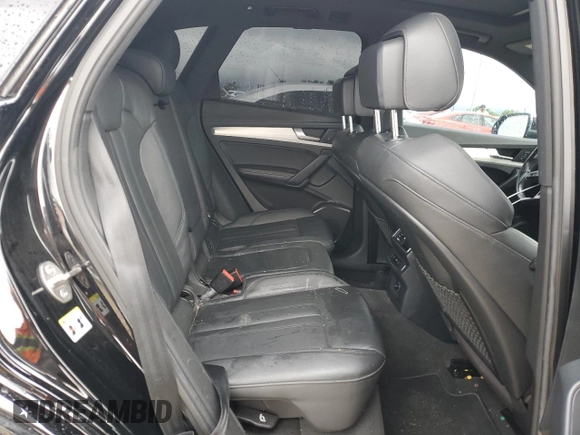 2018 Audi SQ5 Premium Plus z VIN WA1A4AFY8J2123606, wystawiony jako Copart lot #55566815 z przebiegiem 105 113 mil mil oraz Szkoda całkowita • Salvage title. Historia ofert i sprzedaży dostępna na DreamBid. Obrazek 11.