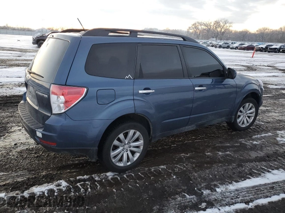 2012 Subaru Forester X Premium with VIN JF2SHBDC5CH425495, listed as a Copart auction lot 87422074 with Not Provided miles and Salvage Title. Bid and sale history available at DreamBid. Image 3.