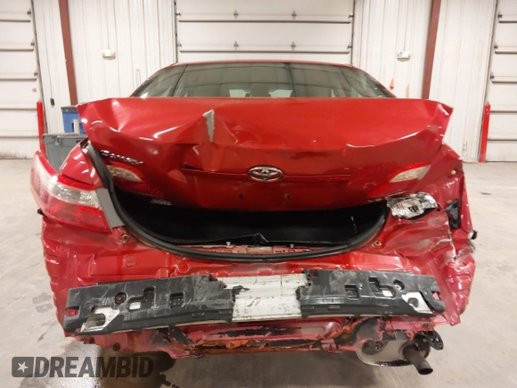 2009 Toyota Camry z VIN 4T4BE46K49R126704, wystawiony jako IAAI lot #41963584 z przebiegiem 180 248 mil mil oraz . Historia ofert i sprzedaży dostępna na DreamBid. Obrazek 17.