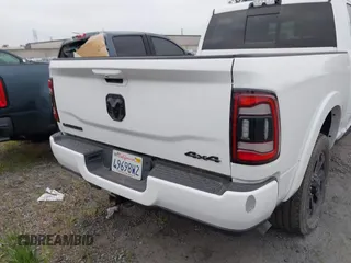 2019 Ram 2500 Laramie with VIN 3C6UR5FL1KG706941, listed as a IAAI auction lot 41783496 with 79,933 mi miles. Bid and sale history available at carsss.com. Image 17.