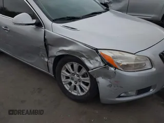 2013 Buick Regal Premium 1 z VIN 2G4GS5ER3D9167344, wystawiony jako IAAI lot #42097418 z przebiegiem 95 452 mil mil oraz . Historia ofert i sprzedaży dostępna na DreamBid. Obrazek 6.