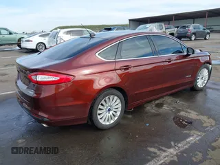 2015 Ford Fusion SE Hybrid with VIN 3FA6P0LU8FR172313, listed as a IAAI auction lot 41556556 with 152,567 mi miles. Bid and sale history available at carsss.com. Image 4.