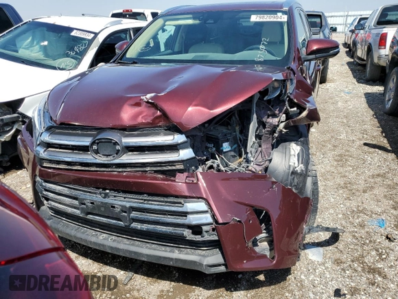 2018 Toyota Highlander Limited z VIN 5TDDZRFH4JS875072, wystawiony jako Copart lot #88634365 z przebiegiem Nie podano mil oraz Szkoda całkowita • Salvage title. Historia ofert i sprzedaży dostępna na DreamBid. Obrazek 5.
