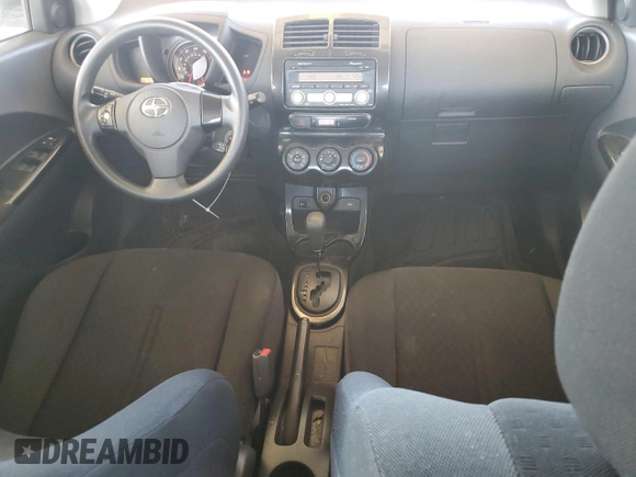 2009 Scion xD z VIN JTKKU10419J046166, wystawiony jako Copart lot #56123435 z przebiegiem 184 030 mil mil oraz Szkoda całkowita • Salvage title. Historia ofert i sprzedaży dostępna na DreamBid. Obrazek 8.