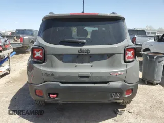 2022 Jeep Renegade Trailhawk z VIN ZACNJDC11NPN55195, wystawiony jako Copart lot #52811305 z przebiegiem 57 688 mil mil oraz Szkoda całkowita • Salvage title. Historia ofert i sprzedaży dostępna na DreamBid. Obrazek 6.