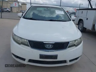 2010 Kia Forte EX with VIN KNAFU4A20A5298508, listed as a IAAI auction lot 42055396 with 250,843 mi miles. Bid and sale history available at carsss.com. Image 6.