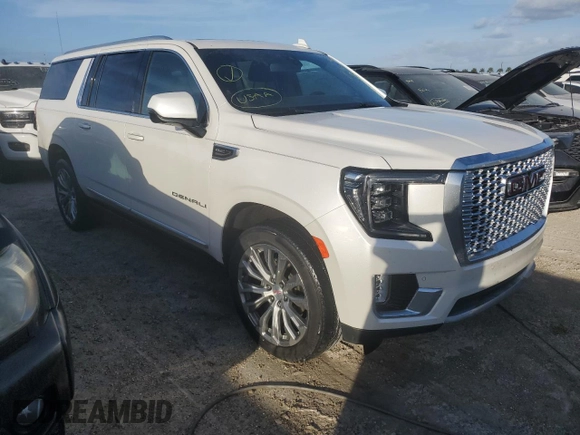 2022 GMC Yukon XL Denali with VIN 1GKS1JKL4NR132740, listed as a Copart auction lot 74690404 with 30,914 mi miles and Non Repairable. Bid and sale history available at DreamBid. Image 4.