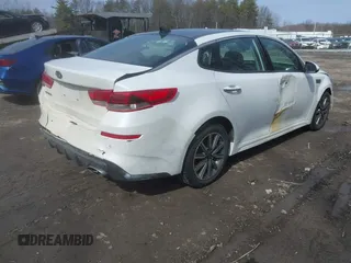 2019 Kia Optima LX with VIN 5XXGT4L38KG300213, listed as a IAAI auction lot 41775052 with 141,402 mi miles. Bid and sale history available at carsss.com. Image 4.