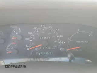 2001 Ford F-350 XL with VIN 1FTSX31F11ED72055, listed as a Copart auction lot 66164624 with 228,597 mi miles and Salvage Title. Bid and sale history available at DreamBid. Image 9.