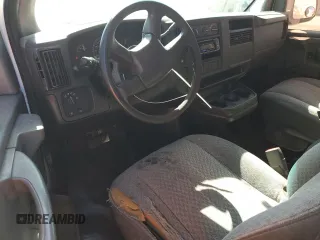 2006 Chevrolet Express Cargo Van with VIN 1GCGG29VX61141682, listed as a Copart auction lot 49008555 with 331,762 mi miles and Salvage Title. Bid and sale history available at carsss.com. Image 8.