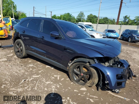2019 Jaguar F-Pace 25t Premium with VIN SADCJ2FX0KA601596, listed as a Copart auction lot 61056715 with Not provided miles and Salvage title. Bid and sale history available at DreamBid. Image 4.