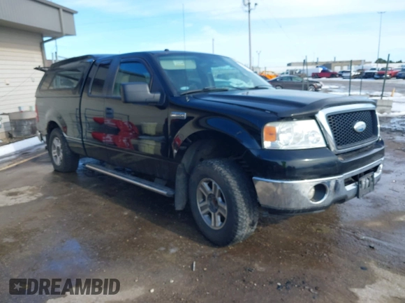 2008 Ford F-150 XLT with VIN 1FTPX14V18KB28561, listed as a IAAI auction lot 41571919 with 134,204 mi miles. Bid and sale history available at carsss.com. Image 1.