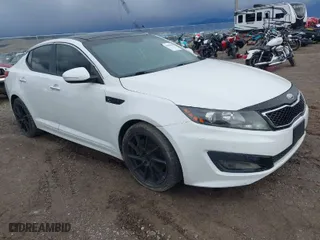 2013 Kia Optima SX w/Limited Pkg with VIN 5XXGR4A62DG249628, listed as a IAAI auction lot 41899068 with 125,947 mi miles. Bid and sale history available at carsss.com. Image 1.