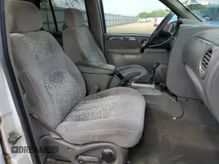 2003 GMC Envoy SLE with VIN 1GKDS13S832189993, listed as a Copart auction lot 71505724 with 226,181 mi miles and Salvage Title. Bid and sale history available at carsss.com. Image 7.