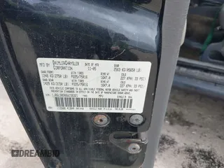 2006 Jeep Liberty Limited z VIN 1J8GL58566W156321, wystawiony jako IAAI lot #42372156 z przebiegiem 175 709 mil mil oraz . Historia ofert i sprzedaży dostępna na DreamBid. Obrazek 9.