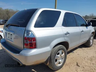 2005 Acura MDX with VIN 2HNYD18265H557625, listed as a IAAI auction lot 41898001 with 192,544 mi miles. Bid and sale history available at carsss.com. Image 4.
