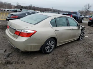 2015 Honda Accord LX with VIN 1HGCR2F37FA074147, listed as a Copart auction lot 43348375 with 186,344 mi miles and Salvage Title. Bid and sale history available at DreamBid. Image 3.