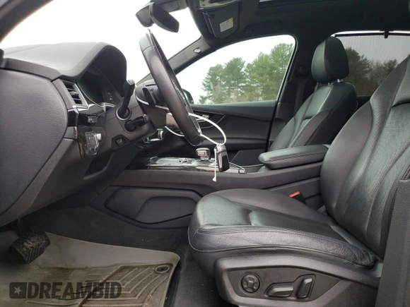 2019 Audi Q7 Prestige z VIN WA1VAAF77KD047609, wystawiony jako Copart lot #51421255 z przebiegiem 41 034 mil mil oraz Szkoda całkowita • Salvage title. Historia ofert i sprzedaży dostępna na DreamBid. Obrazek 7.