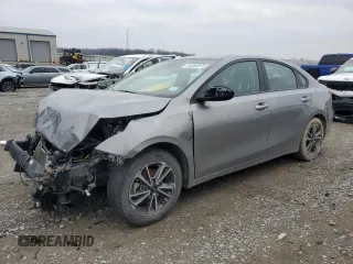 2022 Kia Forte LXS with VIN 3KPF24AD7NE456685, listed as a Copart auction lot 44384975 with 97,348 mi miles and Non Repairable. Bid and sale history available at carsss.com. Image 1.