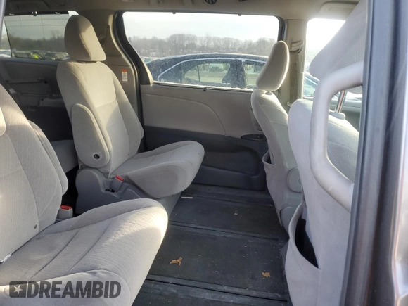 2016 Toyota Sienna LE with VIN 5TDJK3DC6GS135317, listed as a Copart auction lot 87875305 with 213,770 mi miles and Salvage Title. Bid and sale history available at carsss.com. Image 11.