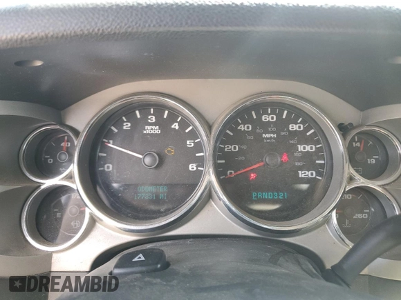 2007 Chevrolet Silverado 1500 1LT with VIN 1GCEK19097Z586132, listed as a Copart auction lot 50406825 with 177,331 mi miles and Salvage Title. Bid and sale history available at DreamBid. Image 9.