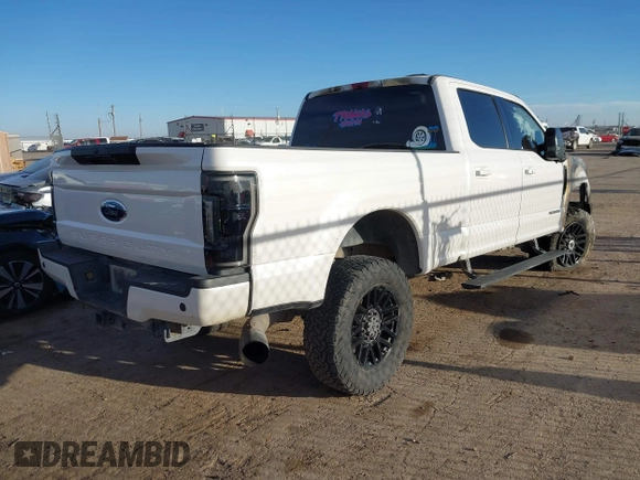 2019 Ford F-250 XL z VIN 1FT7W2BT2KEF88568, wystawiony jako IAAI lot #41589490 z przebiegiem Nie podano mil oraz . Historia ofert i sprzedaży dostępna na DreamBid. Obrazek 4.
