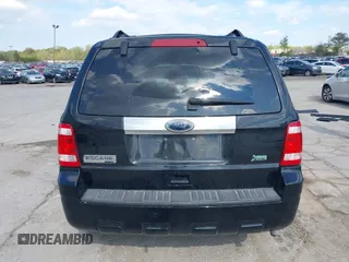 2010 Ford Escape Limited z VIN 1FMCU0EG6AKC04990, wystawiony jako IAAI lot #42206601 z przebiegiem 139 400 mil mil oraz . Historia ofert i sprzedaży dostępna na DreamBid. Obrazek 17.