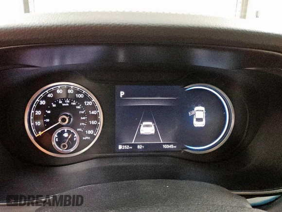 2025 Genesis G70 2.5T with VIN KMTG34SC2SU151097, listed as a Copart auction lot 60698895 with 10,345 mi miles and Clean title. Bid and sale history available at DreamBid. Image 9.