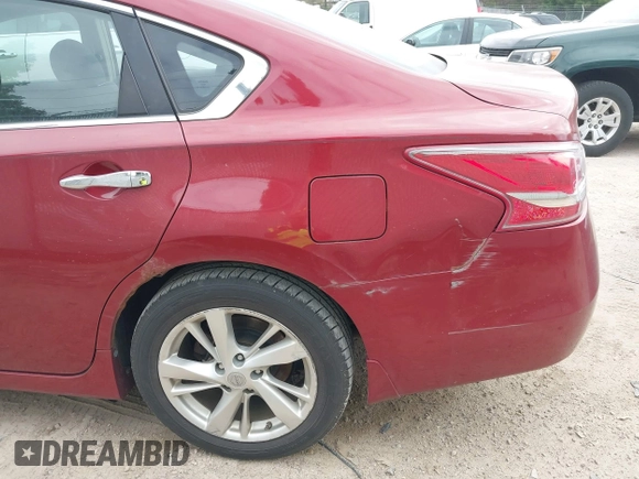 2013 Nissan Altima SV with VIN 1N4AL3AP4DN400652, listed as a IAAI auction lot 42147677 with 133,908 mi miles and . Bid and sale history available at DreamBid. Image 12.