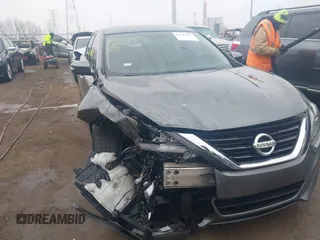 2017 Nissan Altima SR z VIN 1N4AL3AP6HC481669, wystawiony jako IAAI lot #41545375 z przebiegiem 93 271 mil mil oraz . Historia ofert i sprzedaży dostępna na DreamBid. Obrazek 1.