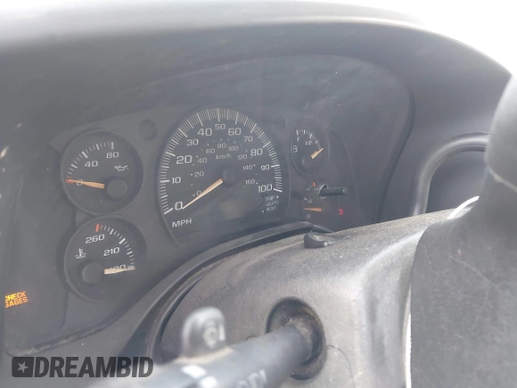 2004 Chevrolet Express Cargo z VIN 1GCFG15X741224268, wystawiony jako IAAI lot #41788116 z przebiegiem Nie podano mil oraz . Historia ofert i sprzedaży dostępna na DreamBid. Obrazek 7.