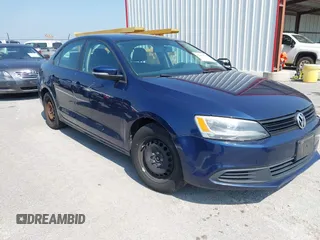 2012 Volkswagen Jetta SE с VIN 3VWDP7AJXCM381724, выставлен на аукционе IAAI как лот 42467369 с пробегом 171 608 миль миль и . История ставок и продаж доступна на DreamBid. Изображение 1.